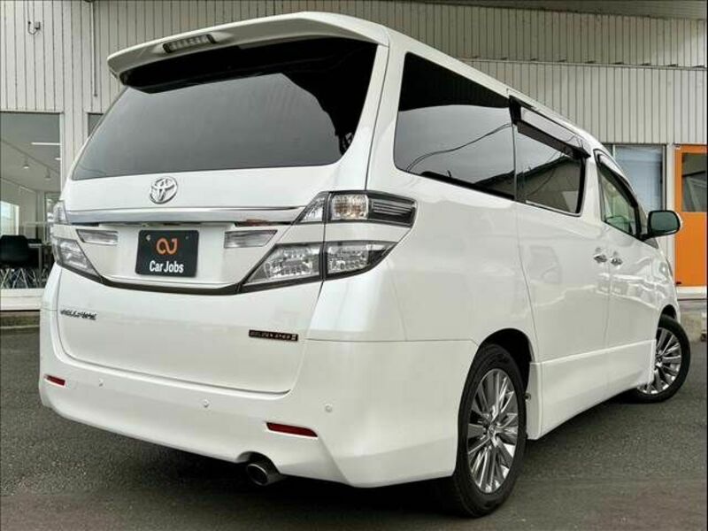 VELLFIRE-5