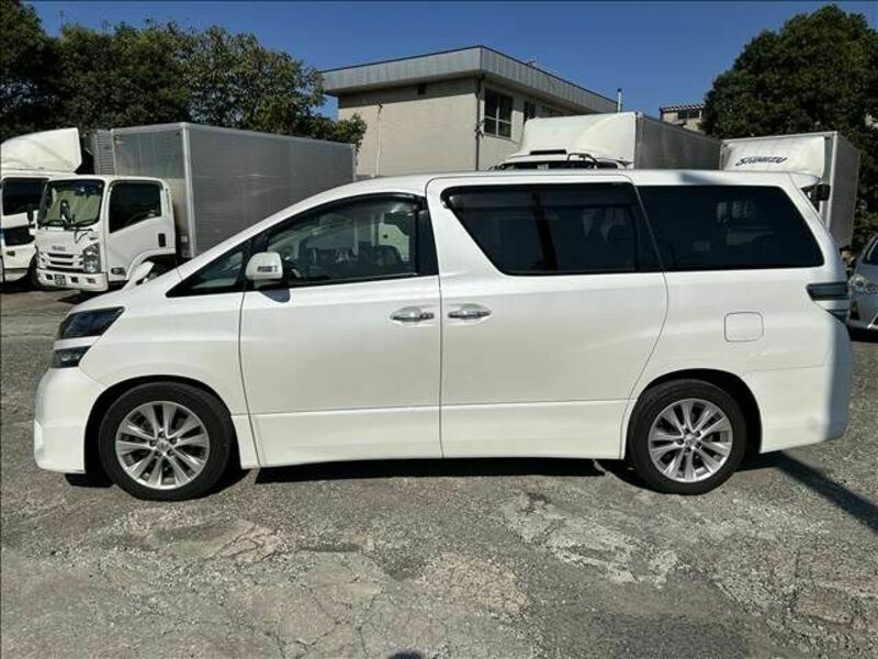 VELLFIRE-5