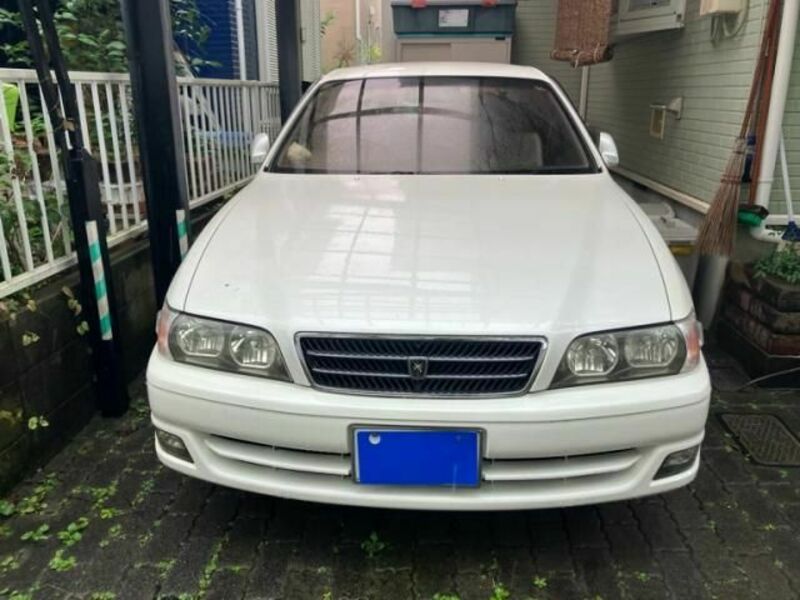 TOYOTA　CHASER