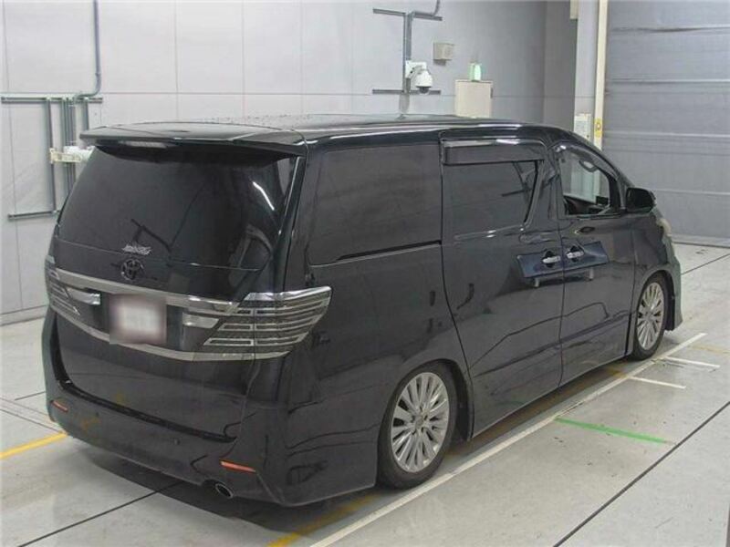 VELLFIRE-1