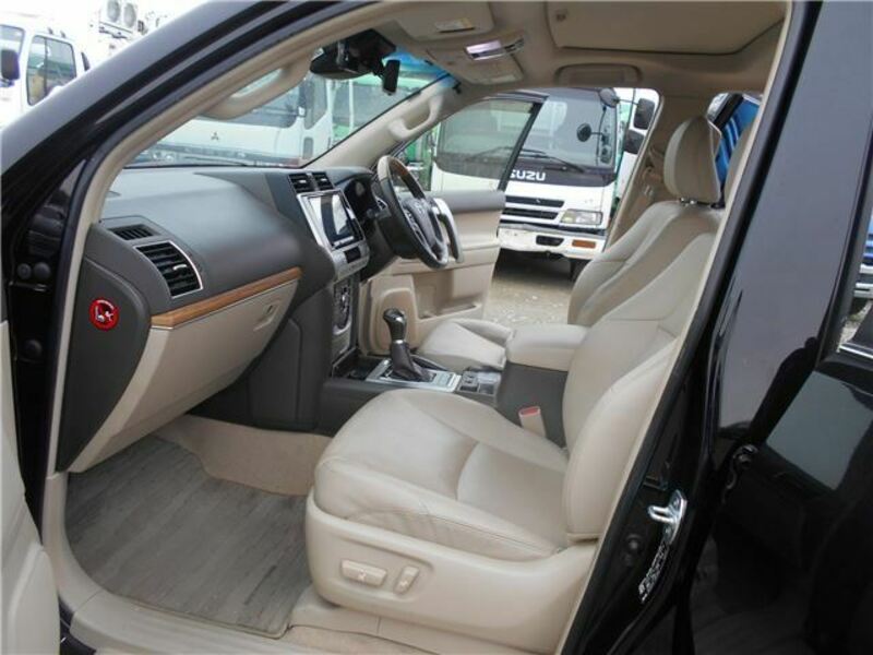 LAND CRUISER PRADO-14