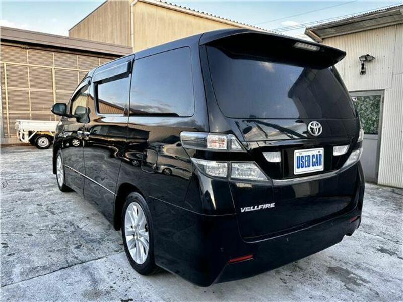 VELLFIRE-30