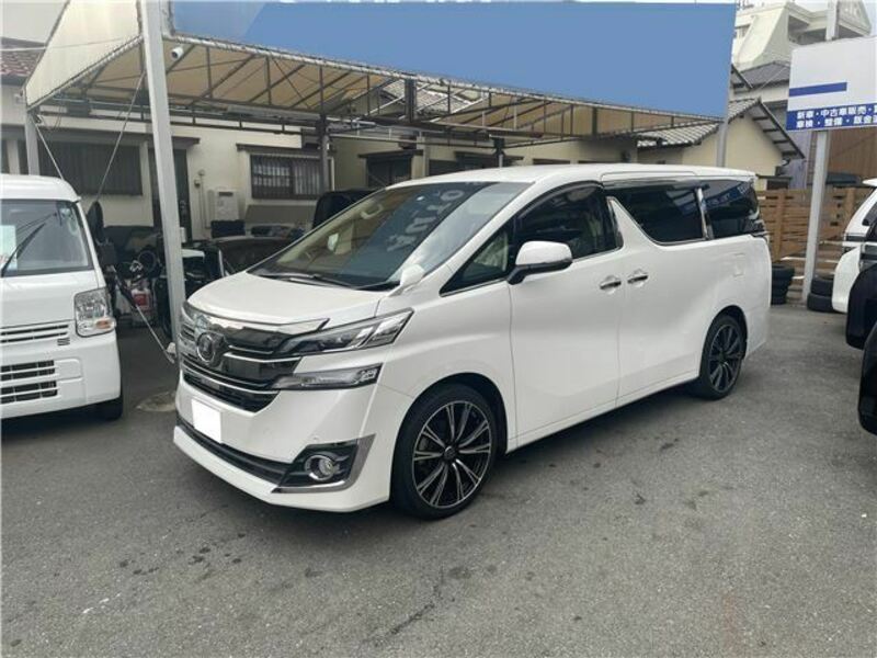 TOYOTA　VELLFIRE