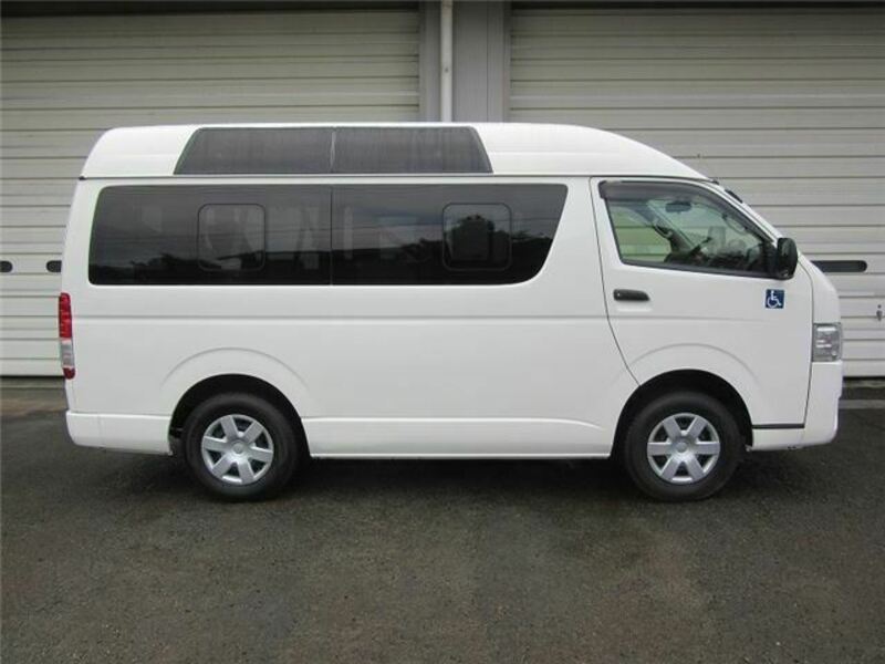 HIACE-4