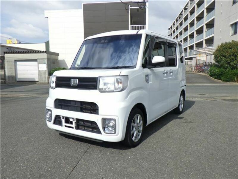 DAIHATSU　WAKE