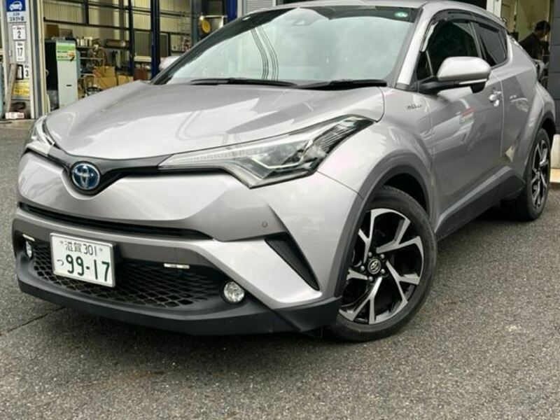 TOYOTA　C-HR