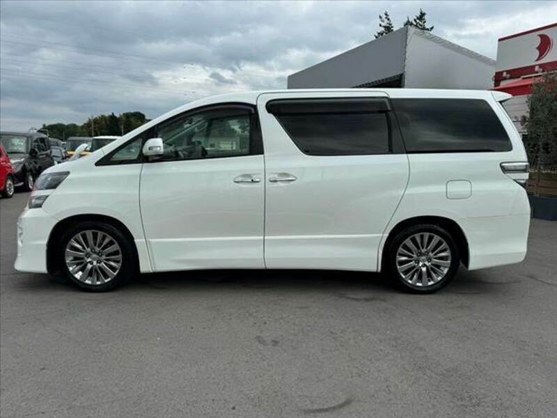 VELLFIRE-10