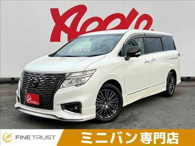 NISSAN　ELGRAND