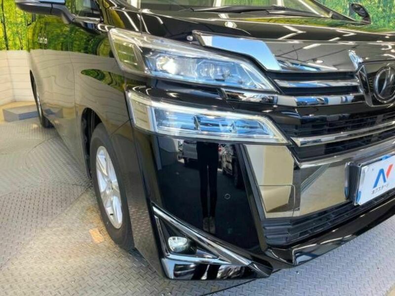 VELLFIRE-12