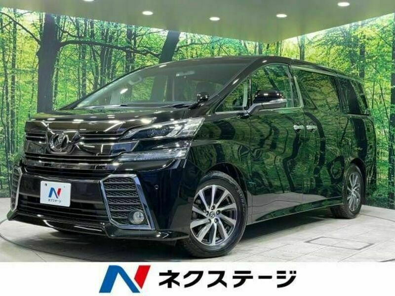 TOYOTA　VELLFIRE