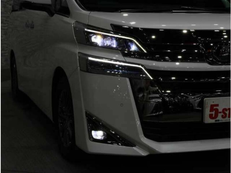 VELLFIRE-14