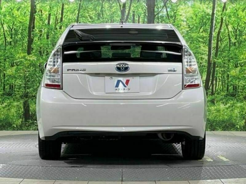 PRIUS-15