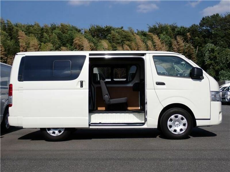 HIACE VAN-35