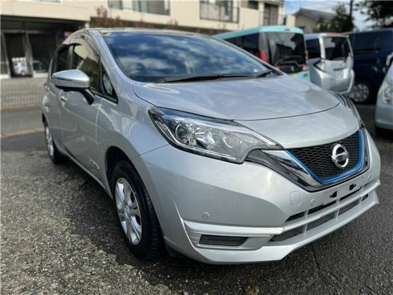 NISSAN　NOTE