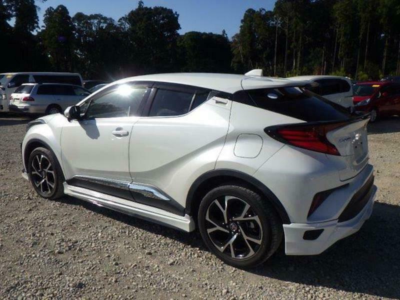 C-HR-10