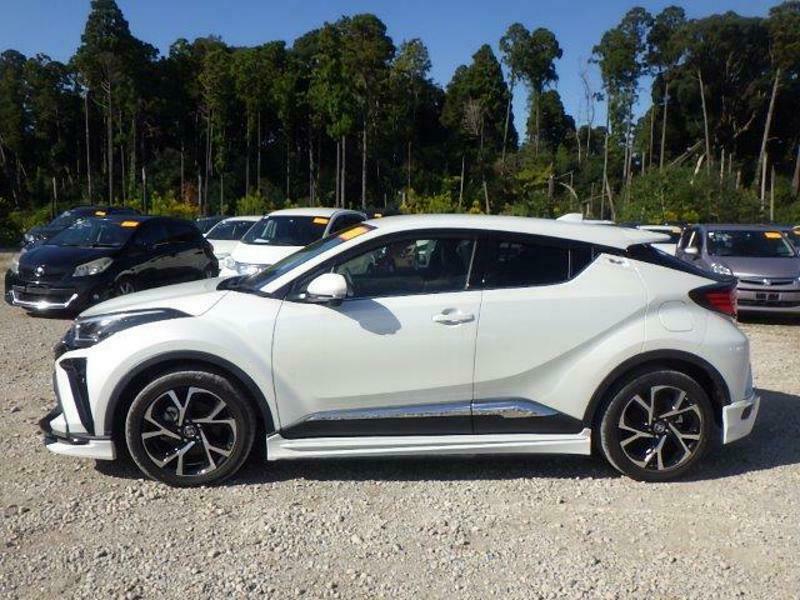 C-HR-12