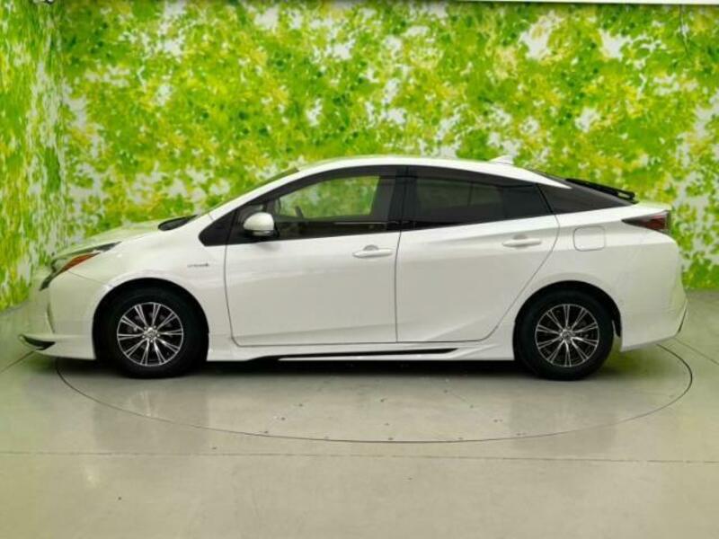 PRIUS-1