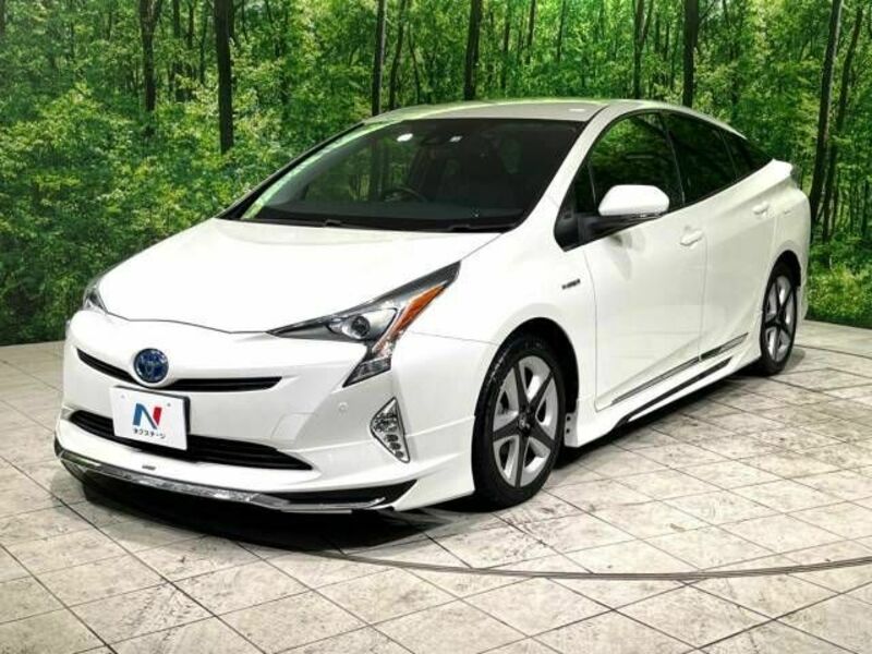 PRIUS-17