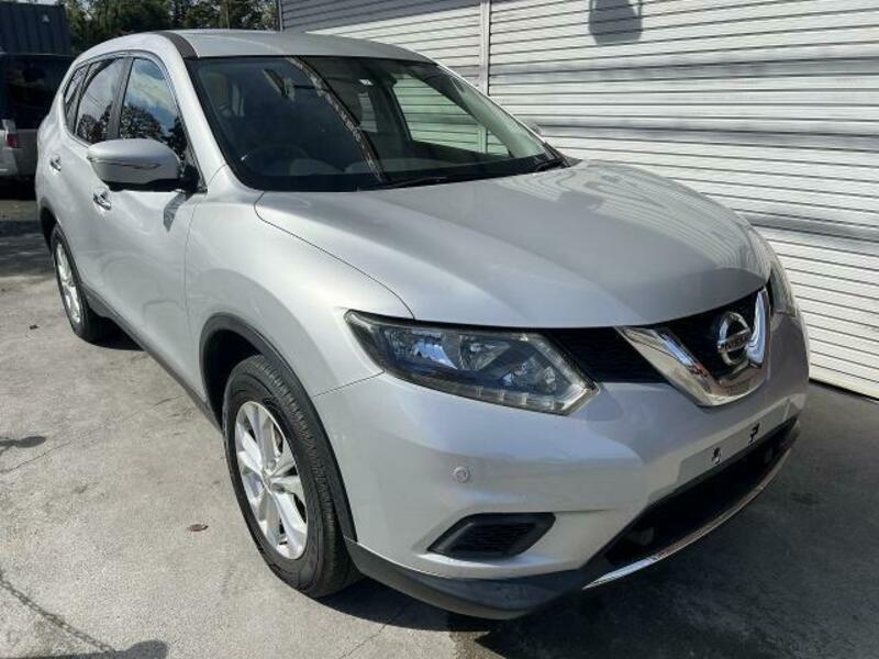 X-TRAIL-10