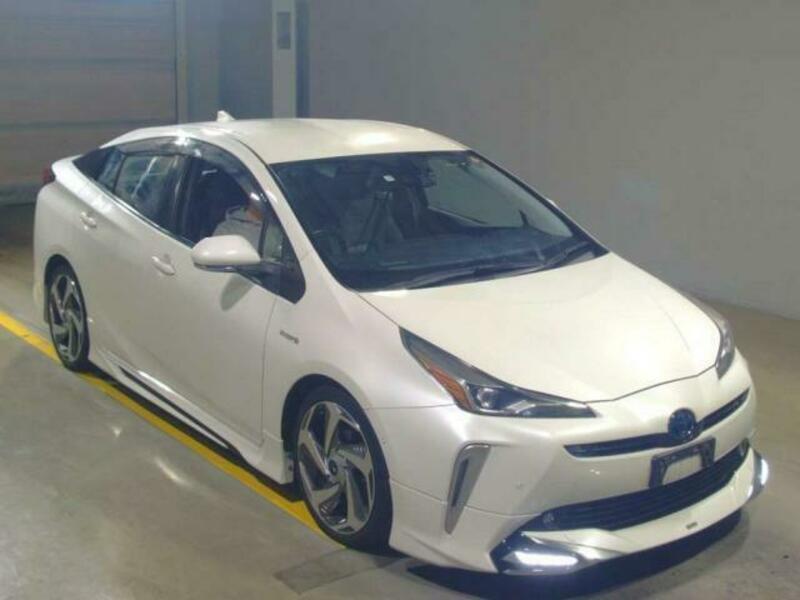 PRIUS-10