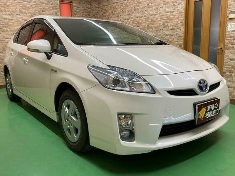 PRIUS-18