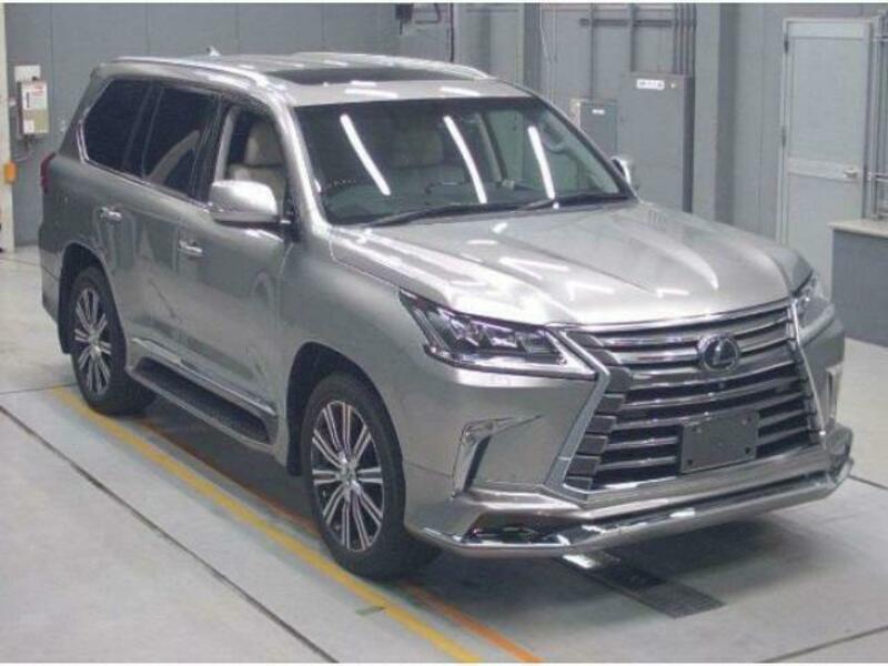 LEXUS　LX