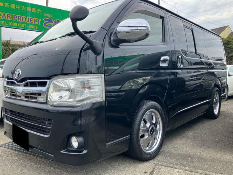 HIACE VAN-7