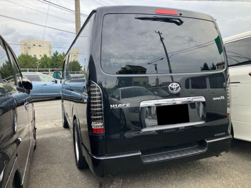 HIACE VAN-11