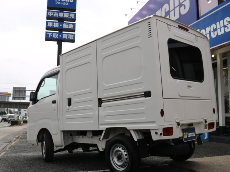 HIJET TRUCK-1