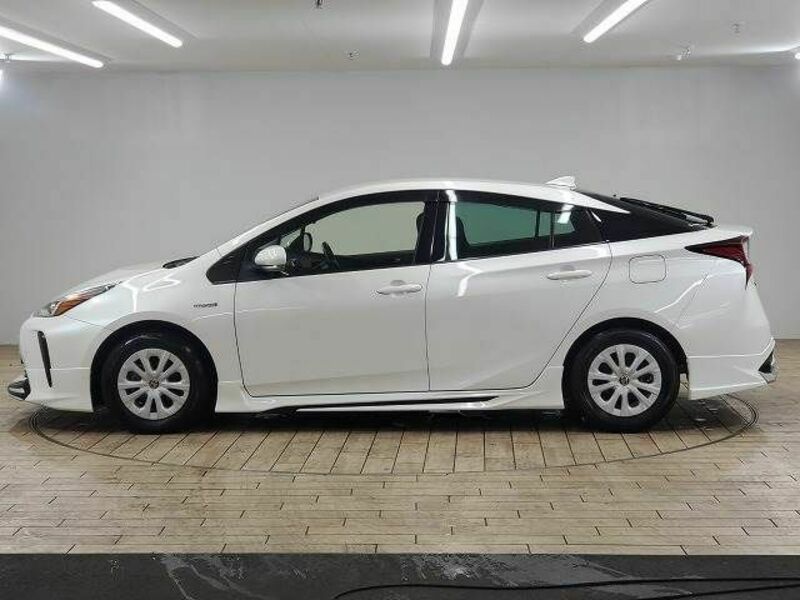 PRIUS-14