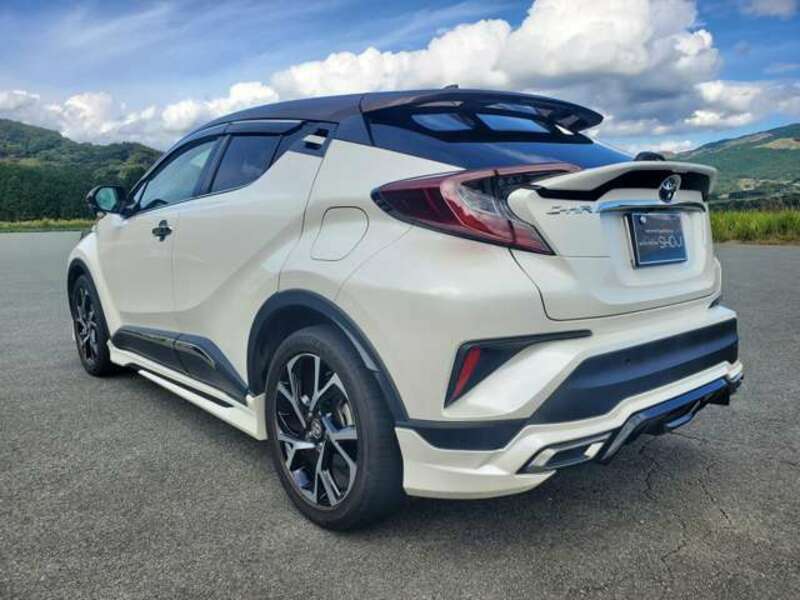 C-HR-6