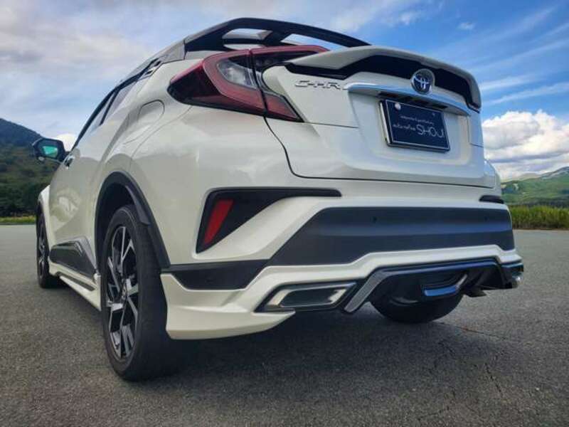 C-HR-7