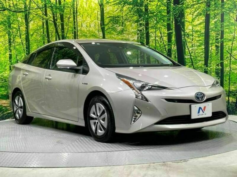 PRIUS-16