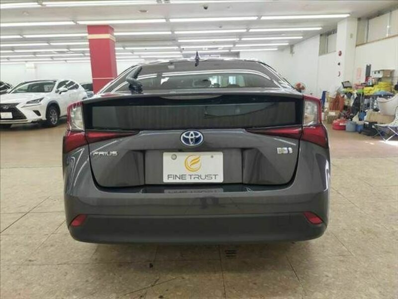 PRIUS-14