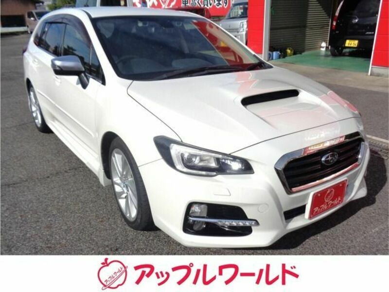 SUBARU　LEVORG