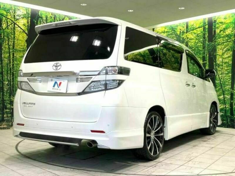 VELLFIRE-17