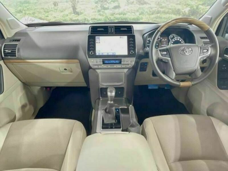 LAND CRUISER PRADO-1