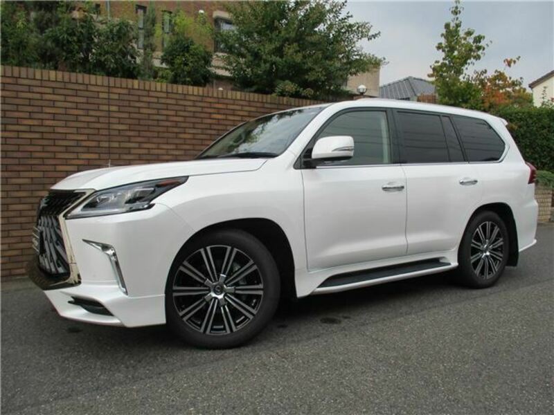 LEXUS　LX