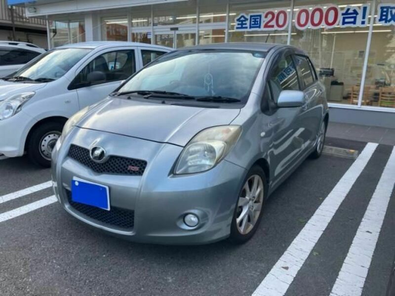 TOYOTA　VITZ