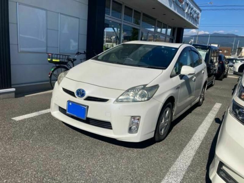 PRIUS-3