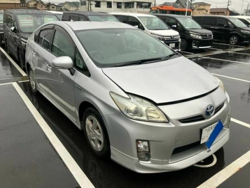 PRIUS-1