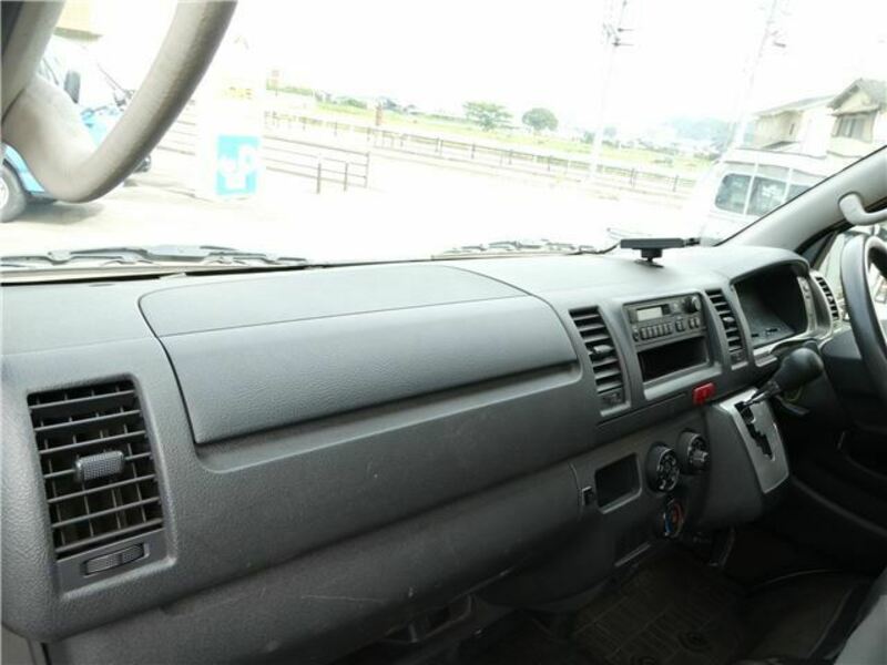 HIACE VAN-24