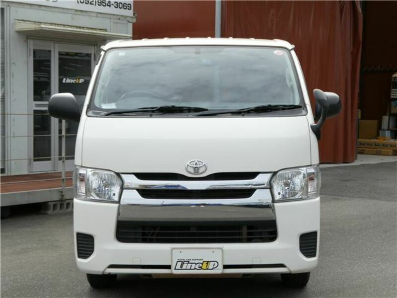 HIACE VAN-28