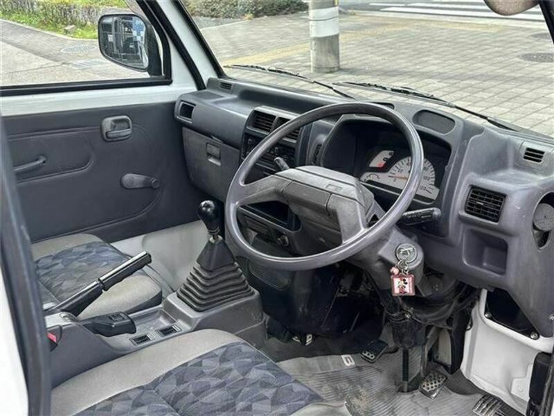 MINICAB TRUCK-2