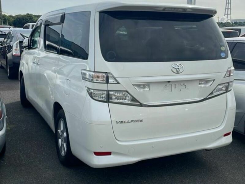 VELLFIRE-1