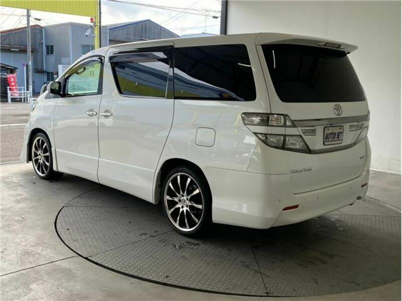 VELLFIRE-31