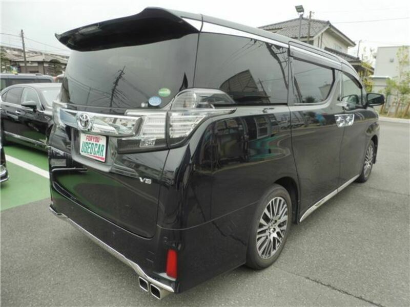 VELLFIRE-1