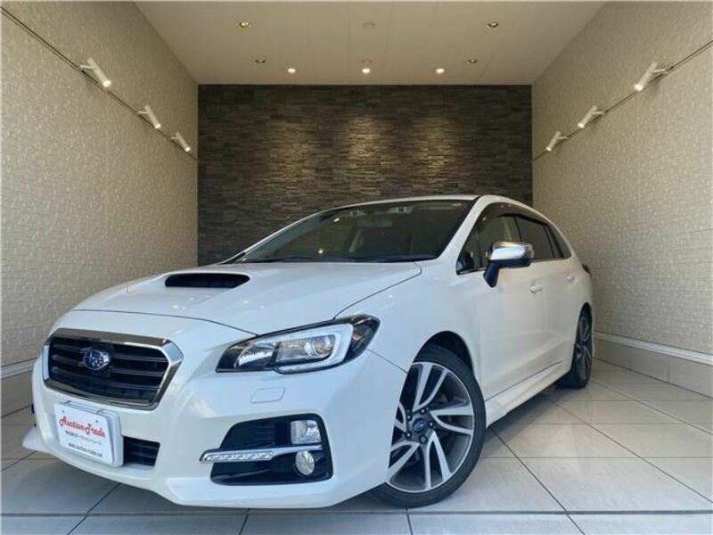 SUBARU　LEVORG