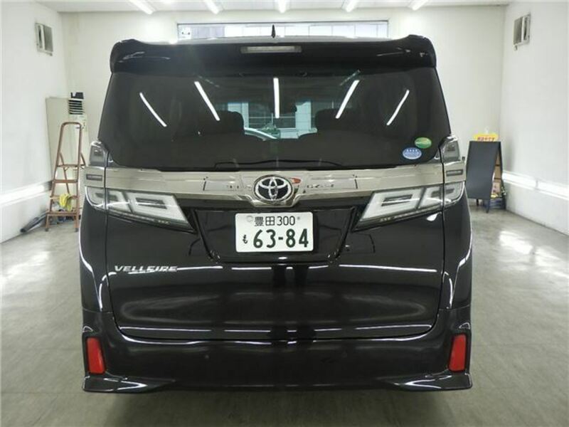 VELLFIRE-5