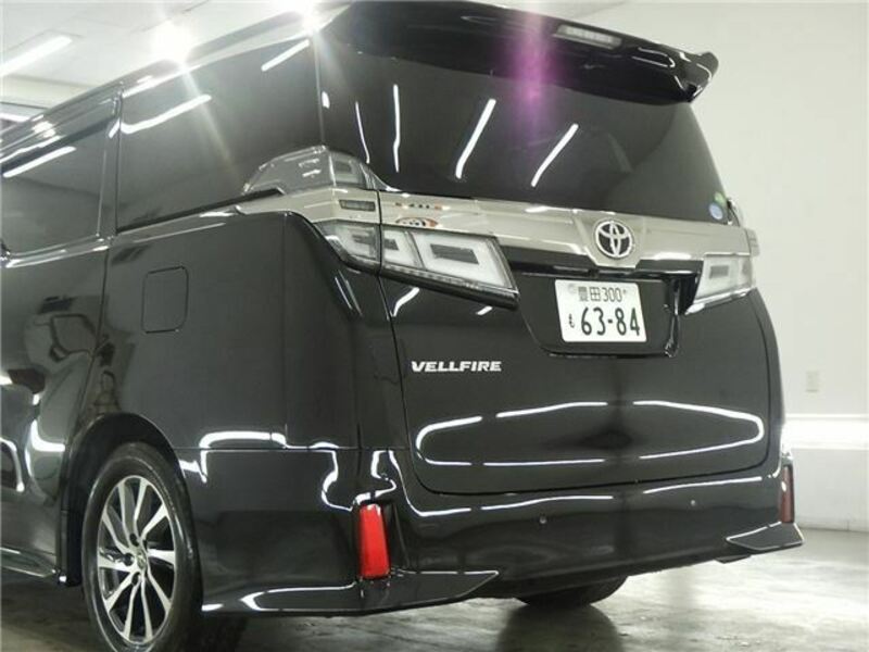 VELLFIRE-15